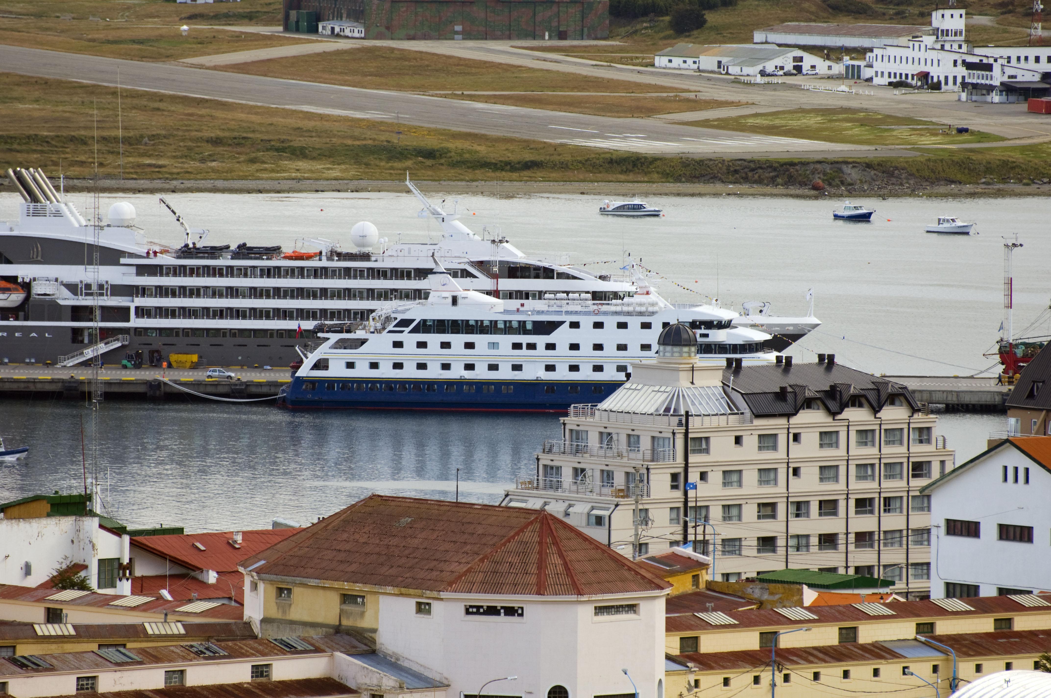 Cilene del Faro Suites&Spa Ushuaia Exterior foto